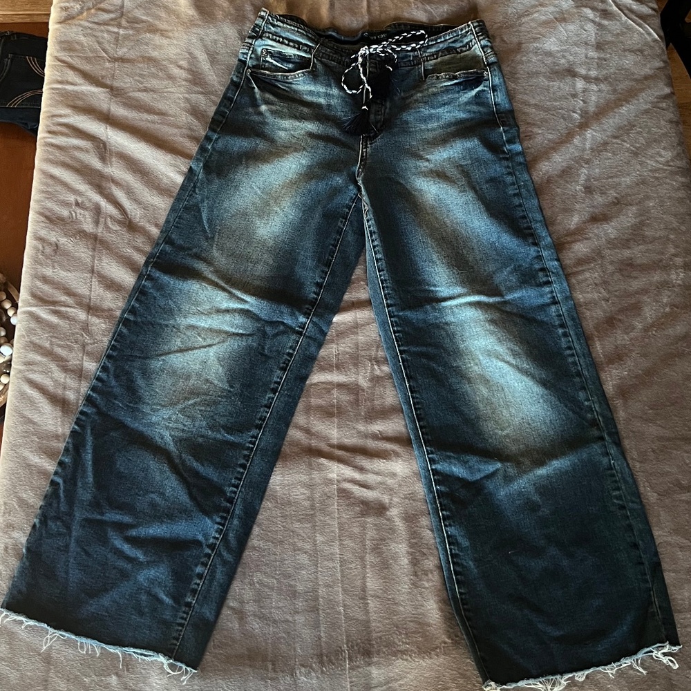 Medium Wash Wide-Leg Jeans w/Drawstring Waist